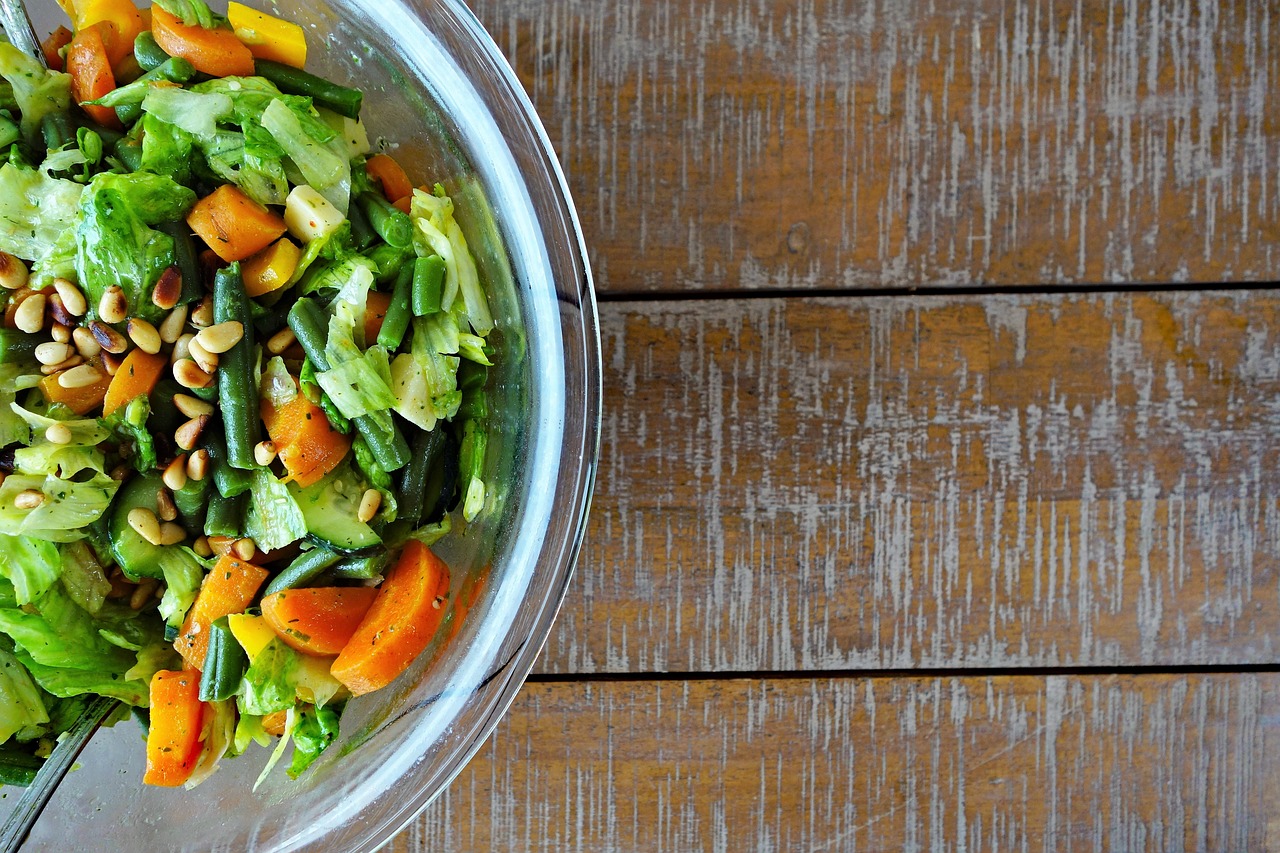 How to Make a Classic Caesar Salad from Scratch